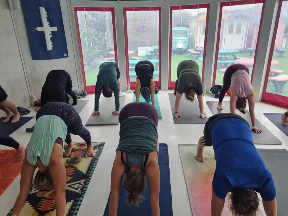 A RØAM movement class mid-session